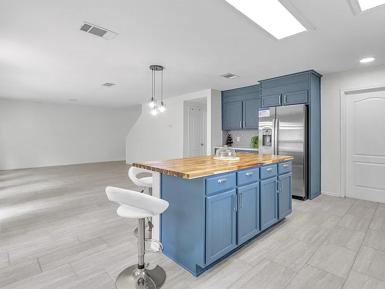 1413 Baffin Cv — Photo 13