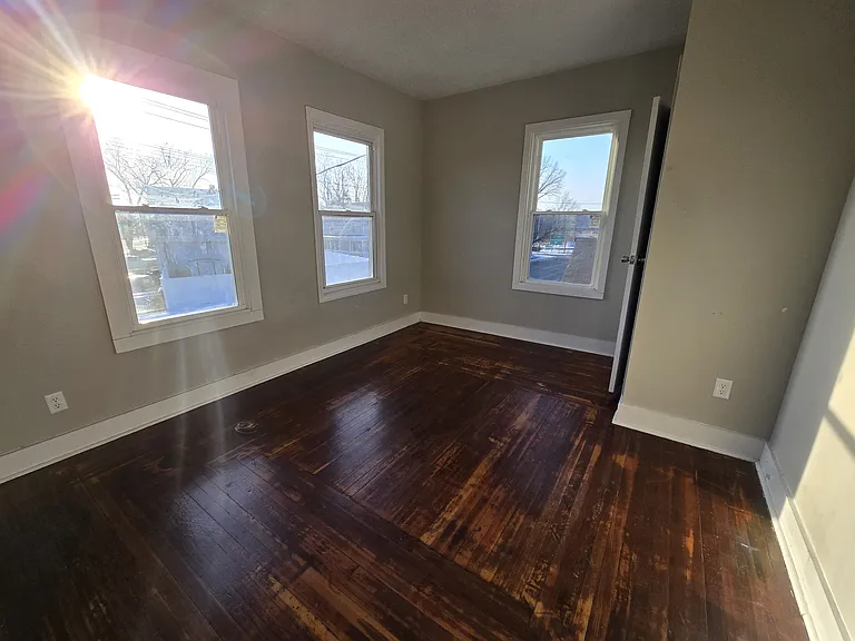 649 1st Ave #B22 — Photo 3