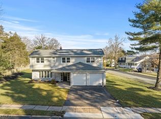 814 Soldier Hill Rd, Emerson, NJ 07630