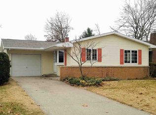 2016 Portage Ave, South Bend, IN 46616