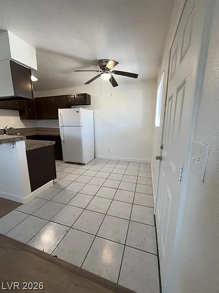 1521 Cobb Ln — Photo 3