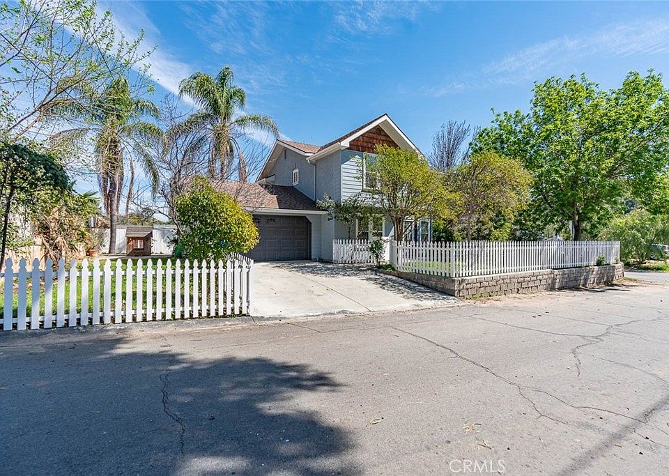 1st image of 30163 Lexington Dr