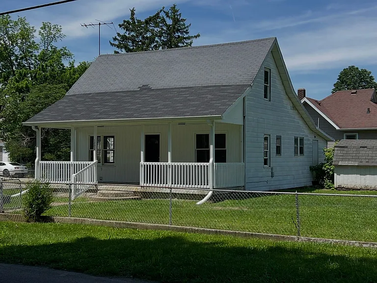 1202 E 10th St #MAIN — Photo 12