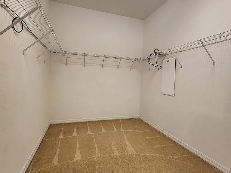 14732 Sutherland Ave — Photo 15