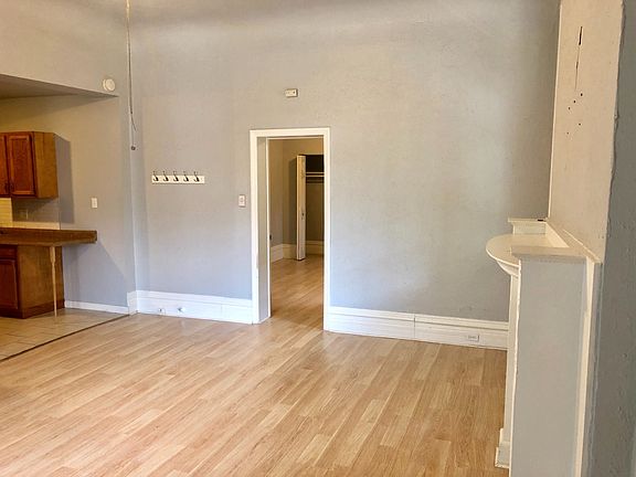 2nd image of 3532 California Ave APT 101