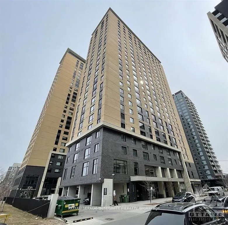 2 bed, $2,100 — Photo 1