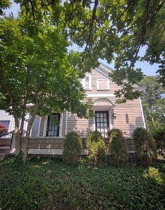 1st image of 2127 Grinstead Dr #1