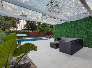 10658 NE 11th Ave, Miami Shores, FL 33138