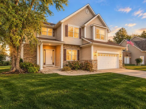 2524 Hilfiger Dr, Chesterton, IN 46304