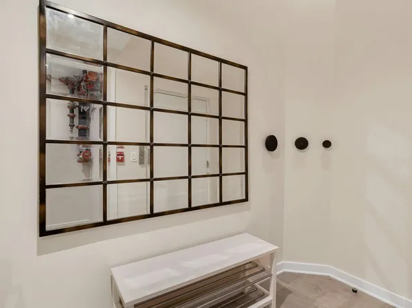 316 Park Avenue image 41 of 47