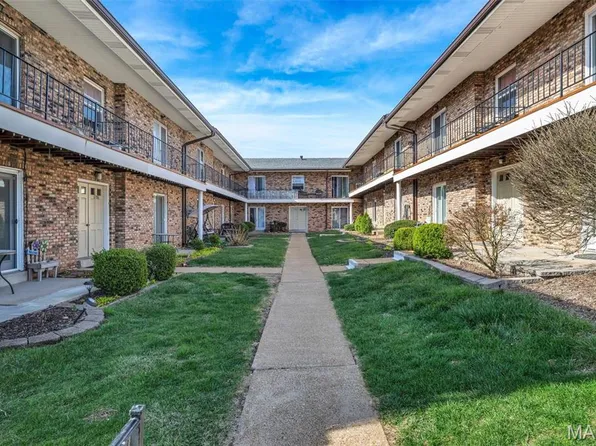 6904 Colonial Woods Dr APT 101, Saint Louis, MO 63129