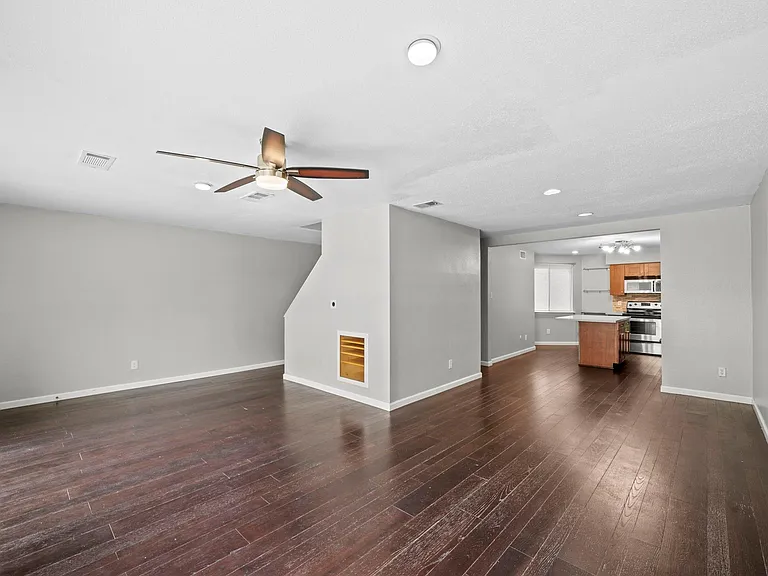 2303 Briarwest Blvd #2303 — Photo 9