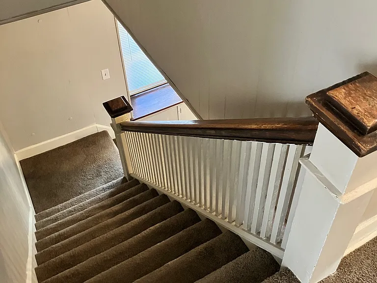936 N Riley Ave — Photo 15