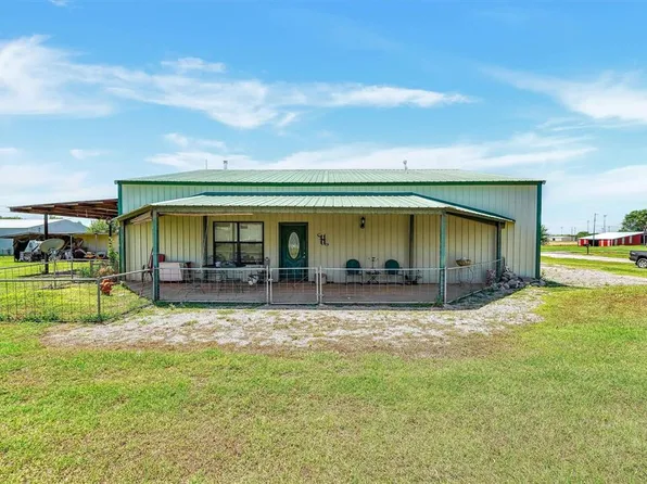 1312 Main St, Arapaho, OK 73620