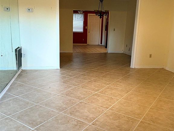 4th image of 10750 Eureka Street