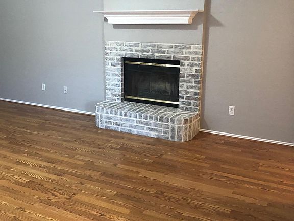 2nd image of 730 Charles City Dr