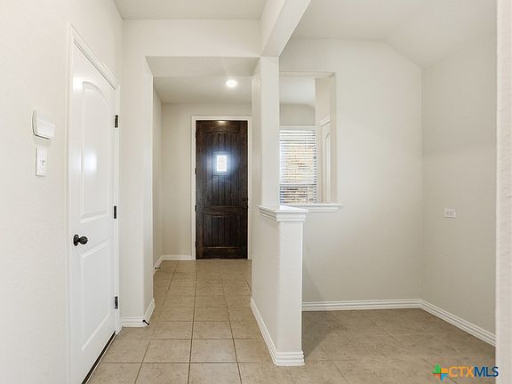 5th image of 2035 Cowan Dr