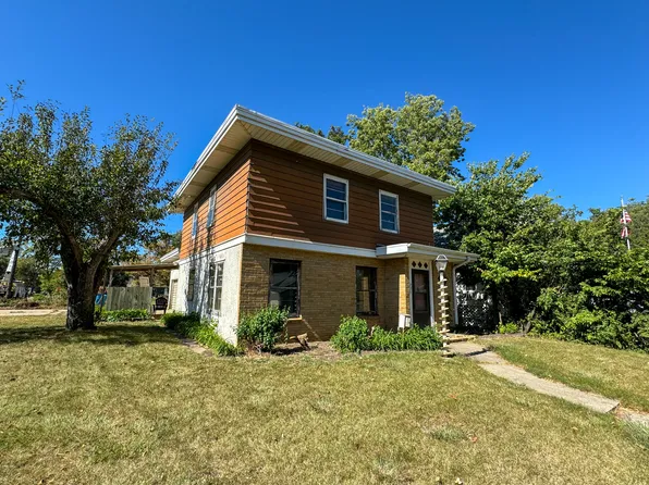 775 Frank Ave SE, Huron, SD 57350