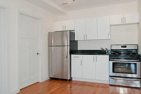 Rented by Level Group | media 12