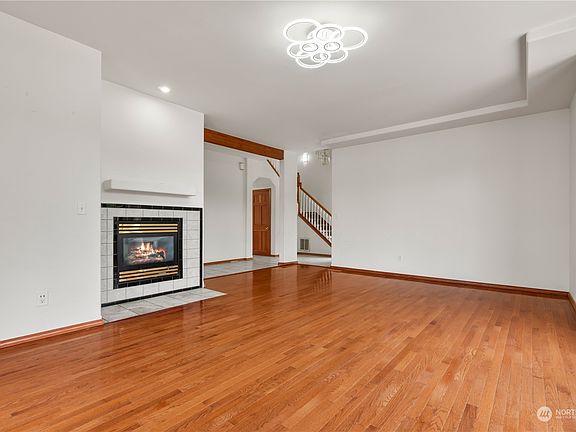 5th image of 13122 79th Court E