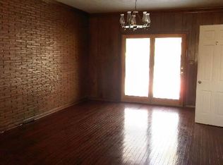 3645 Merle Travis Hwy, Beechmont, KY 42323