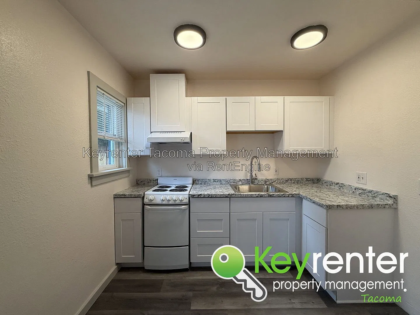 2 bed, 1.0 bath, $1,800 — Photo 4