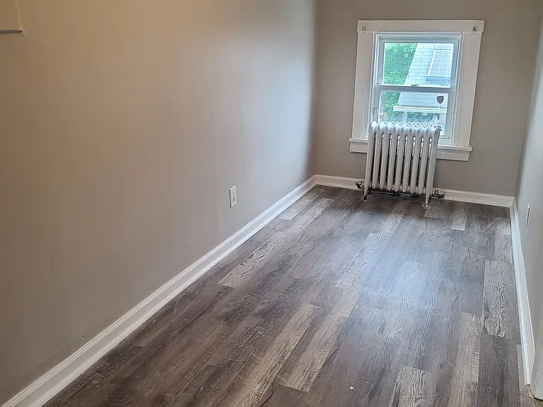 207 N Franklin Blvd #B — Photo 12