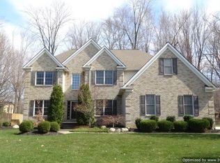 5821 Birdie Ln, Mentor, OH