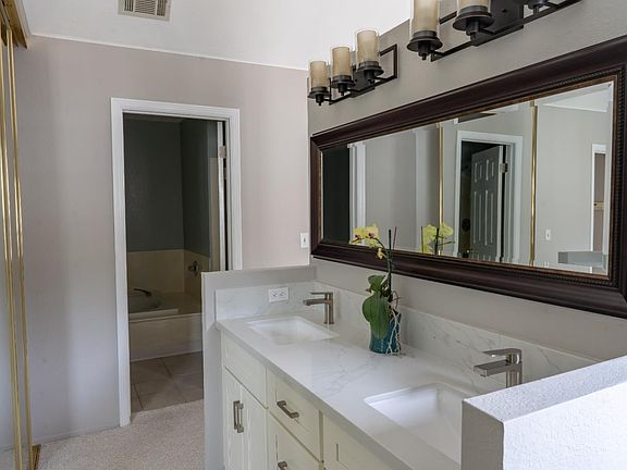 2nd image of 1051 Galley Ln