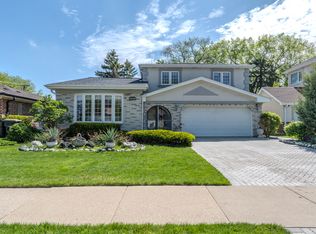 1039 N Delphia Ave, Park Ridge, IL 60068