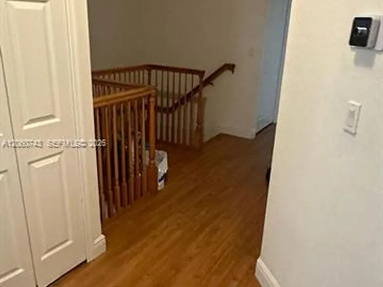 11633 NW 78th St #Townhouse 11633 — Photo 6