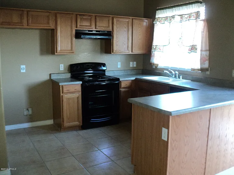 12158 W Belmont Dr — Photo 12