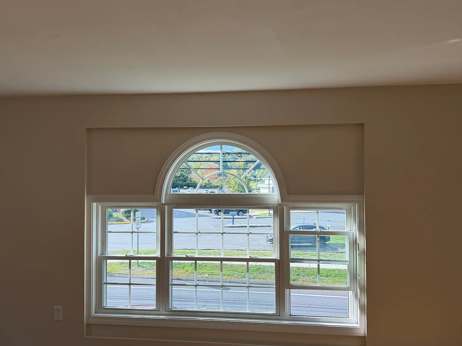 1 bed, 800 sqft, $1,550 — Photo 3