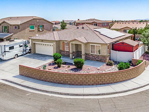4th image of 38174 Fuschia Ln