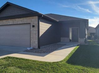 3821 Cabo Dr, Lincoln, NE 68516