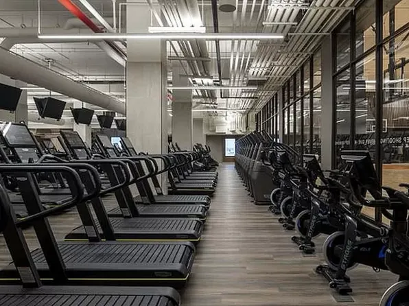 180 Front Street image 4 of 37