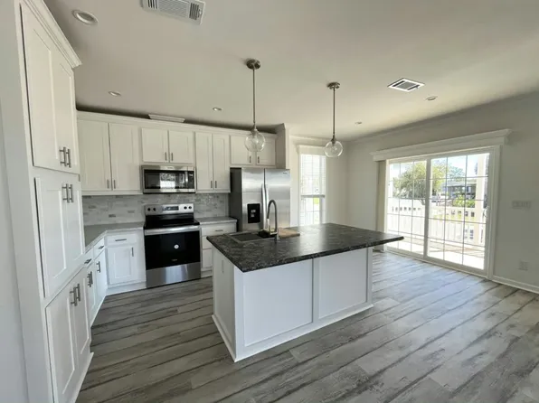 115 N Lake Dr #804, Leesburg, FL 34788