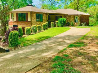 1669 Oak Hill Rd, Saltillo, MS 38866