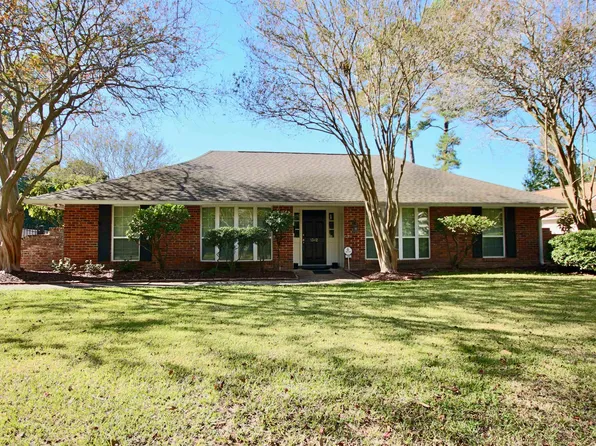 1342 Woodcliff Dr, Baton Rouge, LA 70815