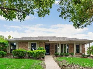 1325 Pecan Valley Dr, Garland, TX 75043