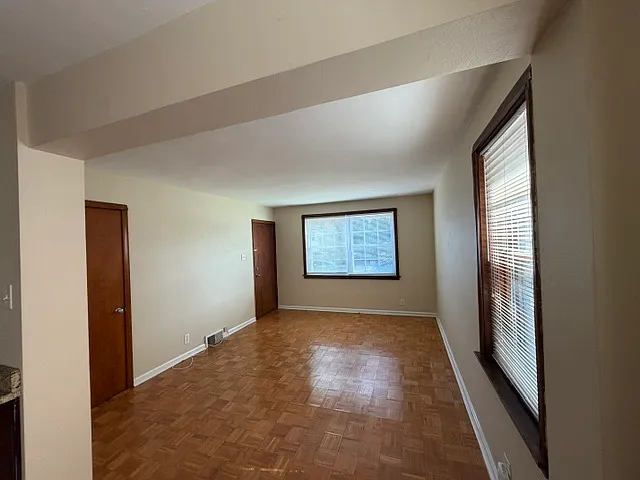 5493 Loughborough Ave — Photo 2