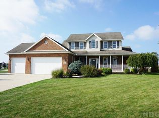 16239 Forest Lake Dr, Findlay, OH 45840