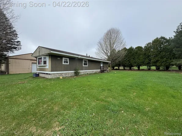 183 Carpenter Rd, Fostoria, MI 48435