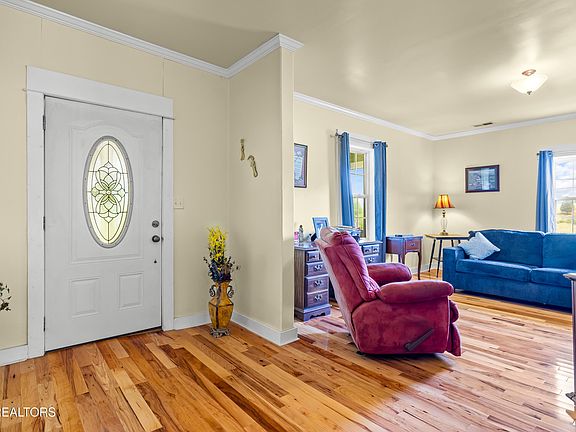 4th image of 360 Forkners Chapel Rd