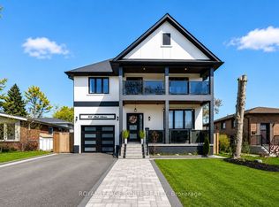 958 Mink St, Pickering, ON L1W 2G5