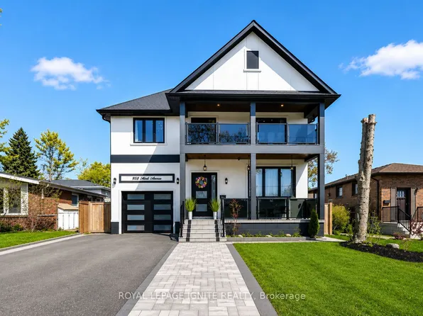 958 Mink St, Pickering, ON L1W 2G5