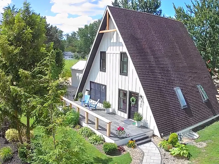540 East Dr — Photo 39