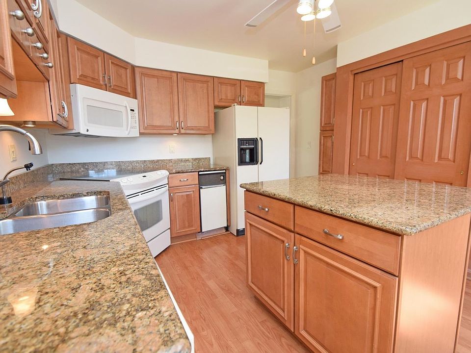 5 Darby Ct Fairfield OH Zillow