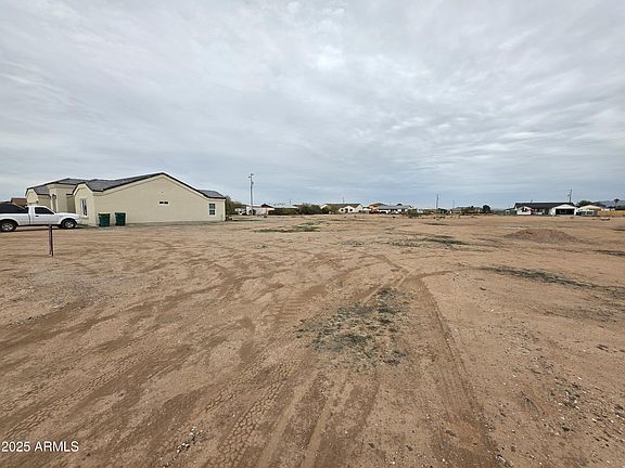 2nd image of 3715 N SAN CARLOS Drive #13