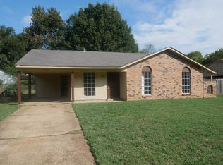 3330 Mayfair Rd, Horn Lake, MS 38637